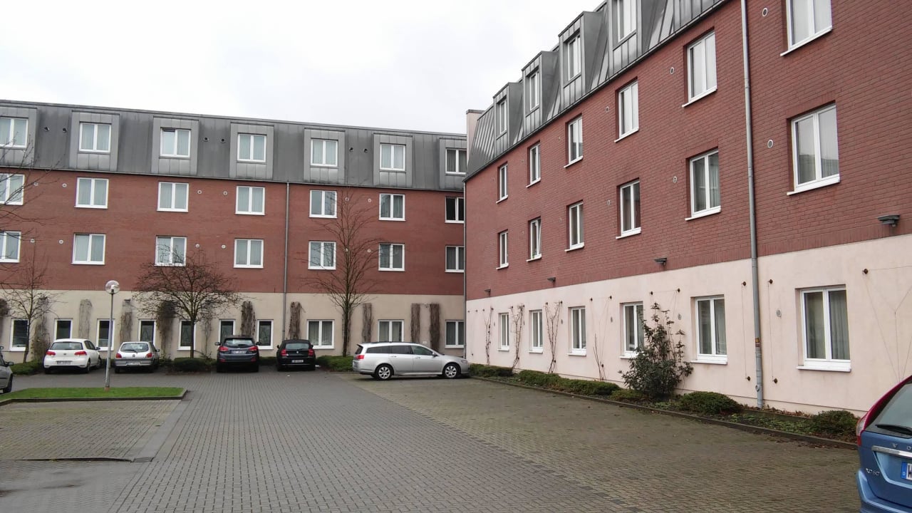 Parkplatz Hotel Oberhausen Neue Mitte affiliated by Meliá