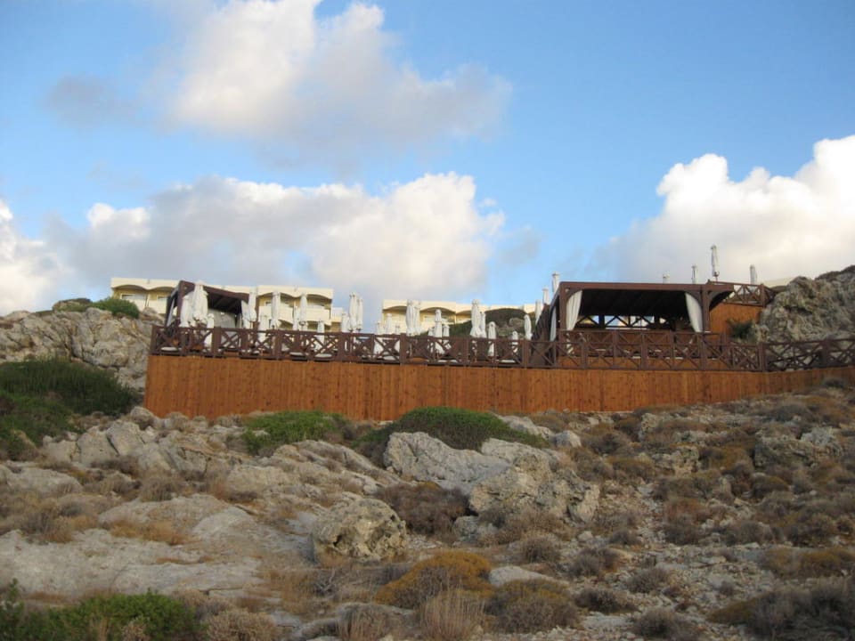 Neue Liegenanlage  Hotel Kalithea Horizon Royal