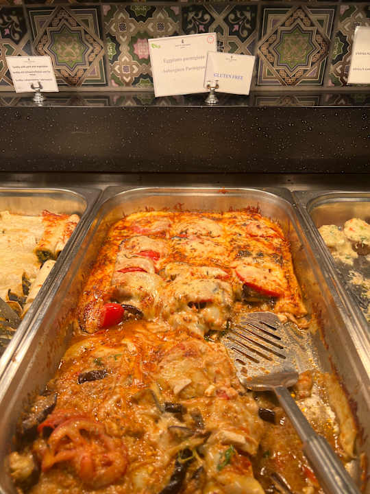 Gastro White Dreams Resort & Anex