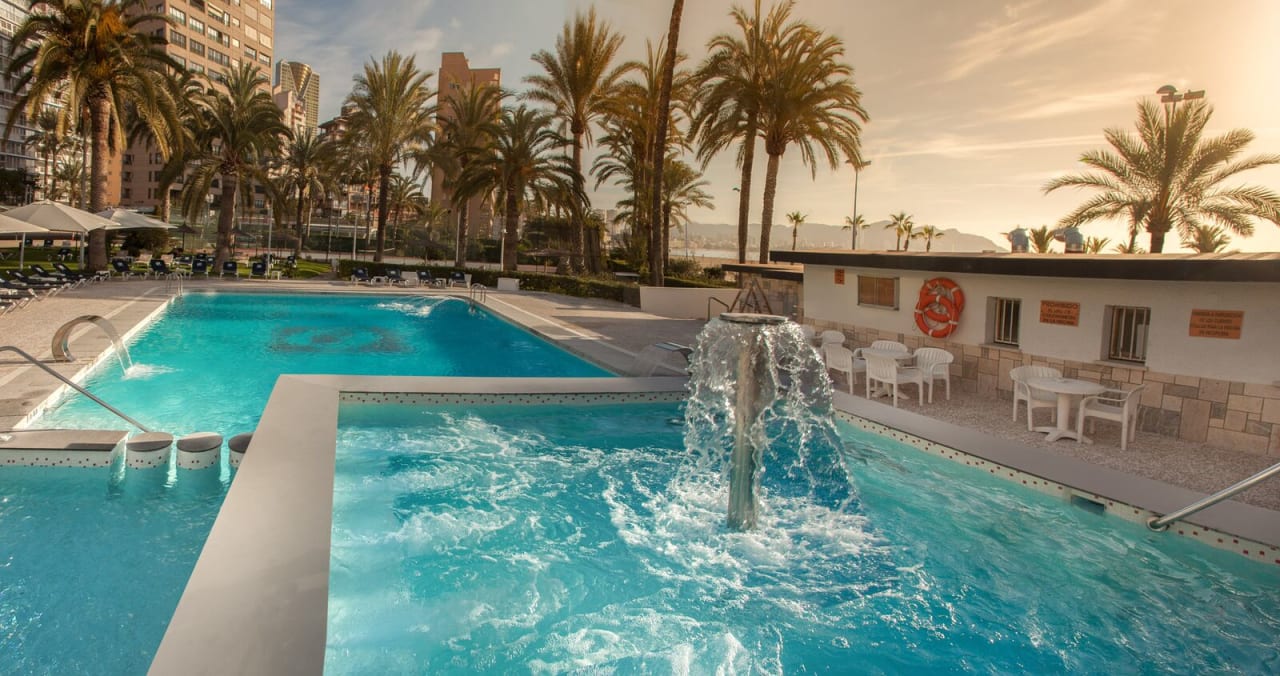 Pool Gran Hotel Delfin