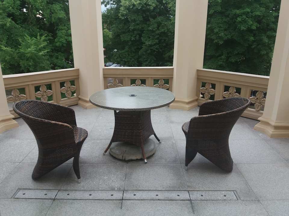 Zimmer Zespół Pałacowo-Parkowy w Ostromecku