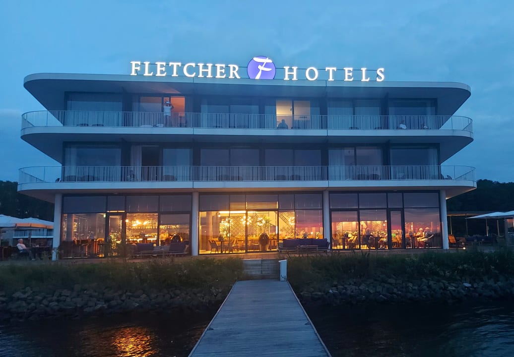 Außenansicht Fletcher Hotel-Restaurant Het Veerse Meer