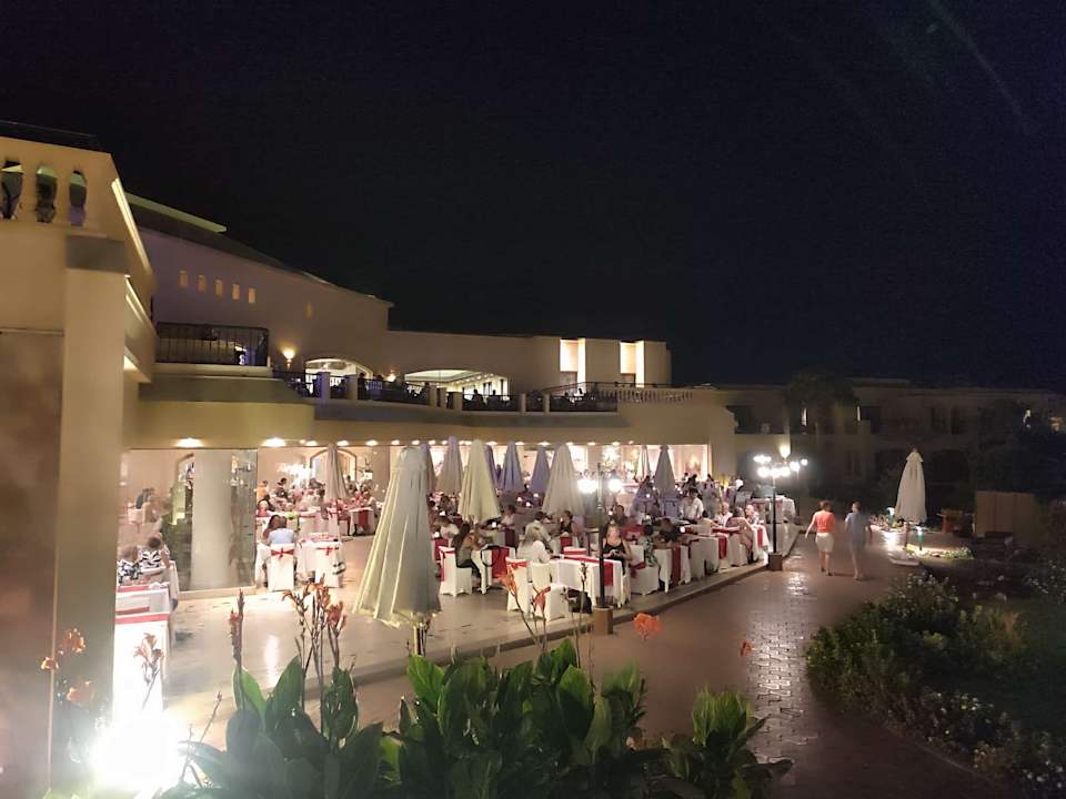 Gastro Three Corners Fayrouz Plaza Beach Resort