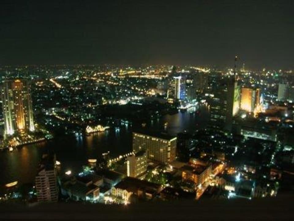 Ausblick bei Nacht Hotel Lebua At State Tower