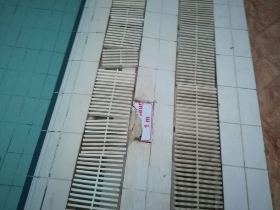 Pool Ruspina Beach Resort