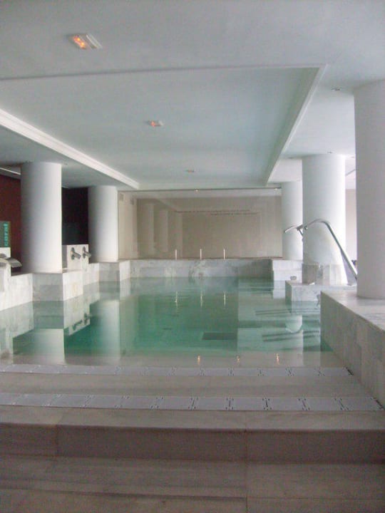 Pool im SpaBereich Hotel Coronado Thalasso & Spa