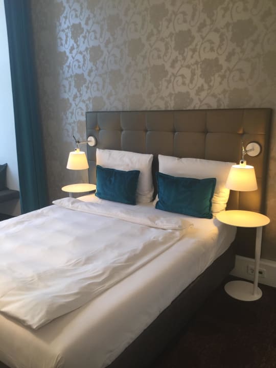 Motel One Magdeburg Motel One Magdeburg