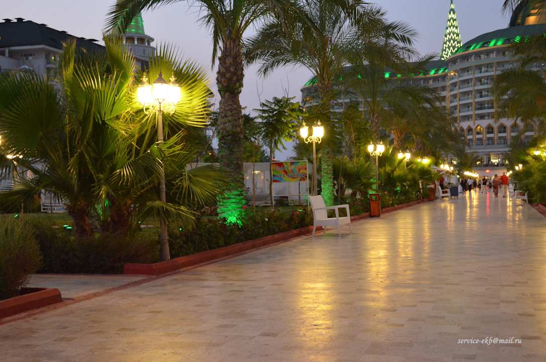 Территория Hotel Delphin Imperial