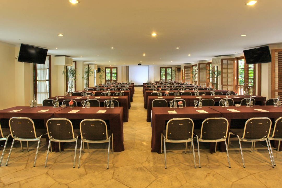 Meeting Room Novus Giri Puncak Resort & Spa