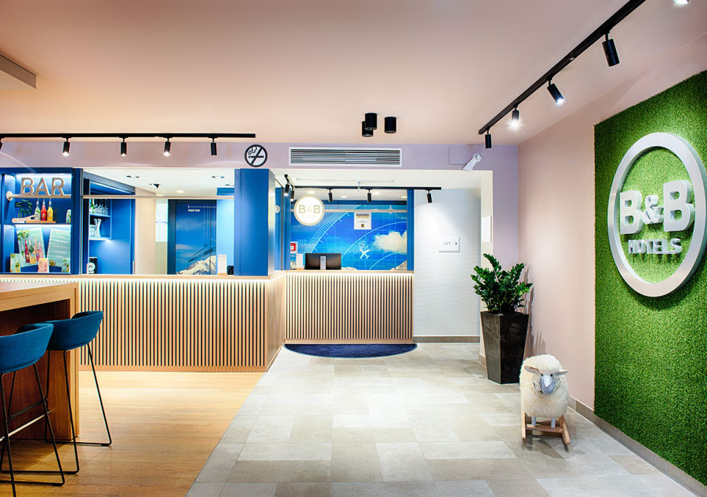 Lobby B&B Hotel München-Airport