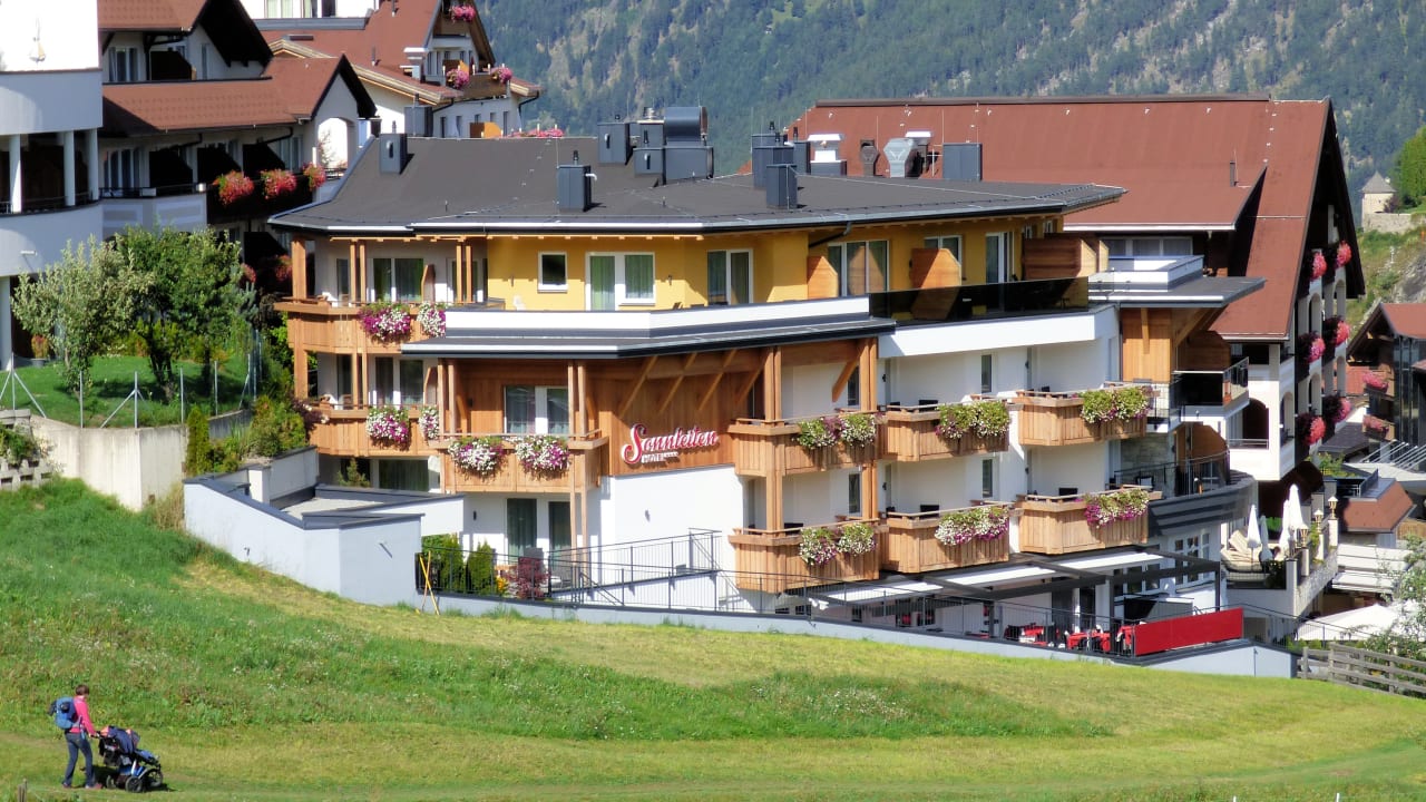 Außenansicht Hotel Sonnleiten