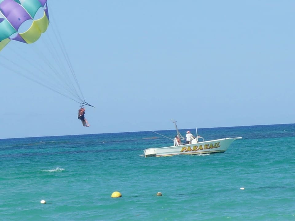 Parasailing Grand Palladium Select Bávaro Resort & Spa