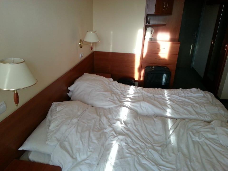 Bett mit Blick zur Tür Kielczanka