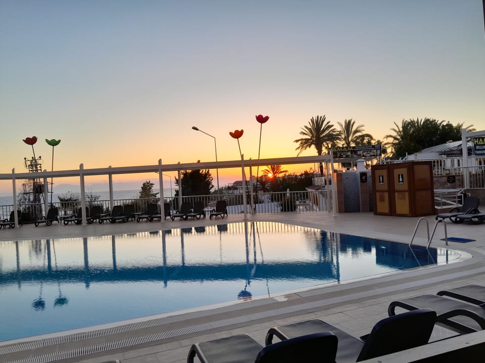 Pool Side Alegria Hotel & Spa - Adults only +16