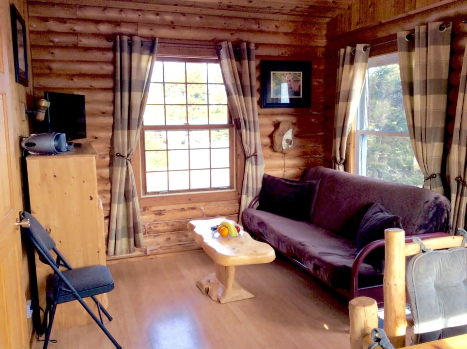 "Wohn und Esszimmer mit d..." St. Esprit Lake Wilderness Holiday (St