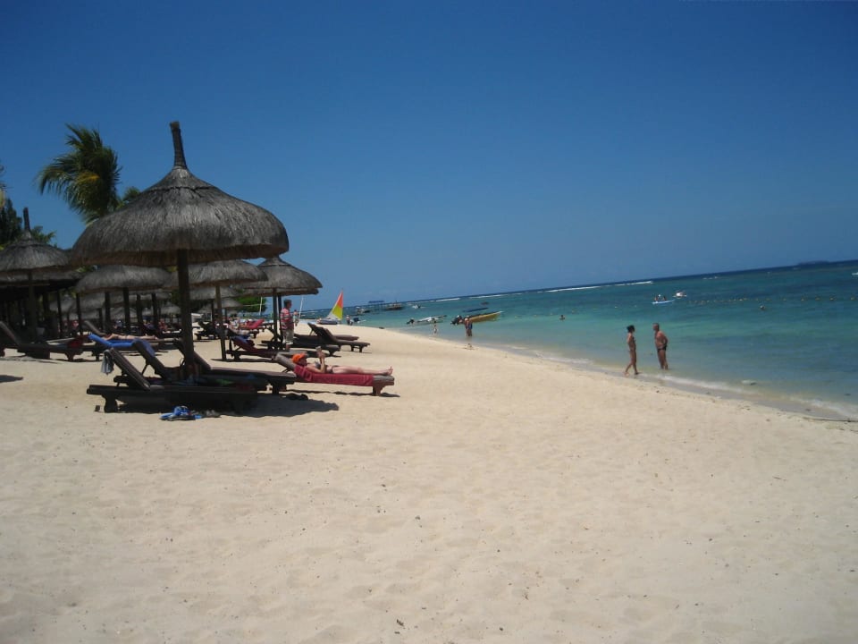 Strand/ Richtung Wassersport-Station Le Meridien Ile Maurice