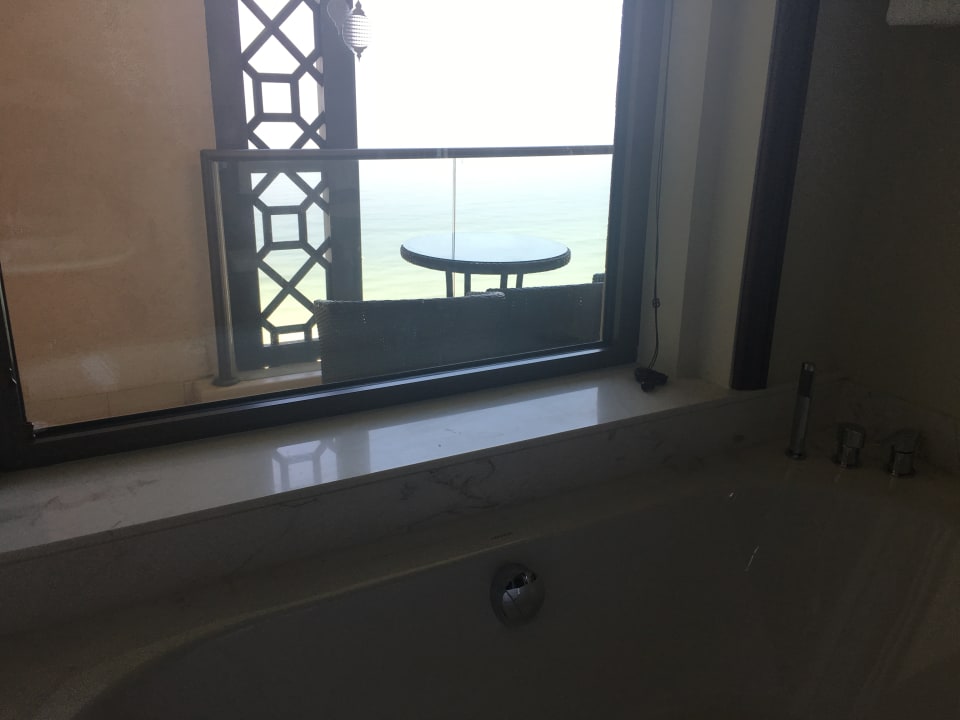 Zimmer Ajman Saray, a Luxury Collection Resort