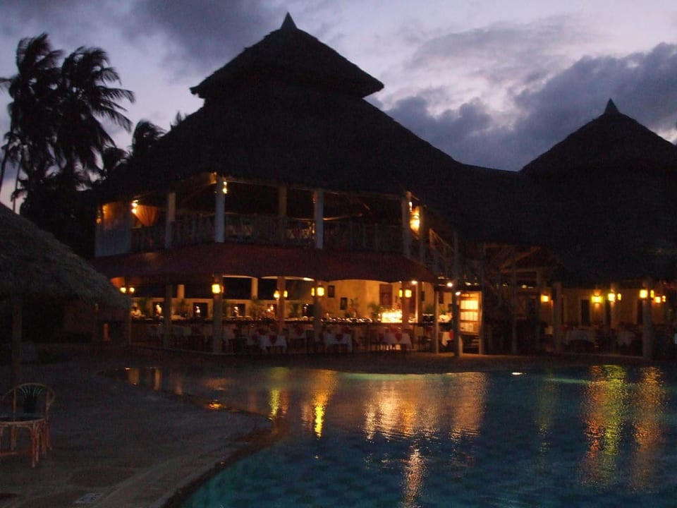 Außenansicht vom Restaurant Neptune Palm Beach Boutique Resort & Spa