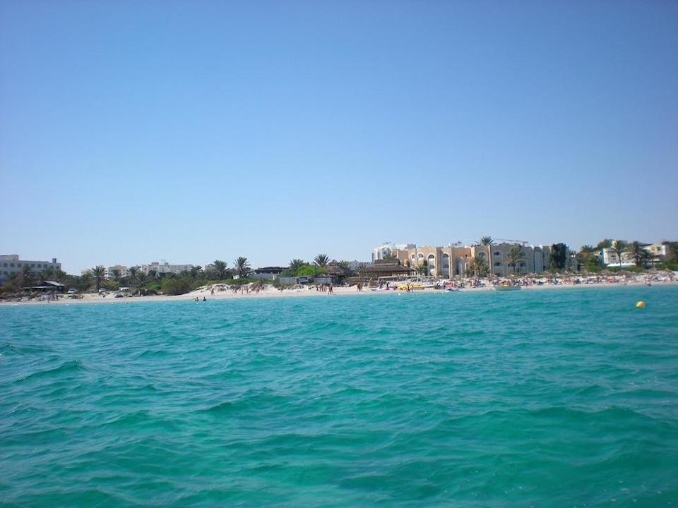 Küste vom Tretboot aus Mahdia Beach & Aquapark