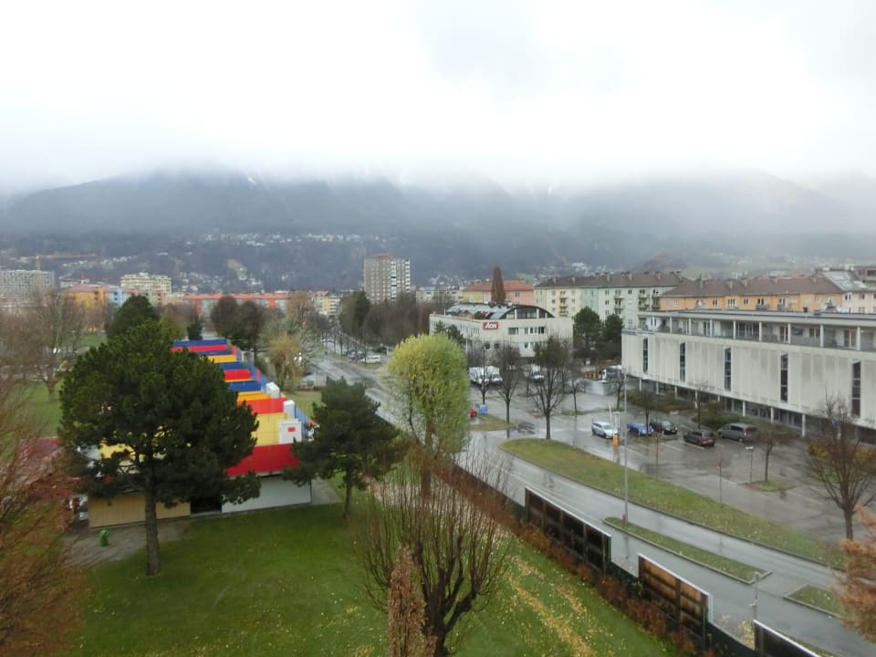 Ausblick Hilton Garden Inn Innsbruck Tivoli