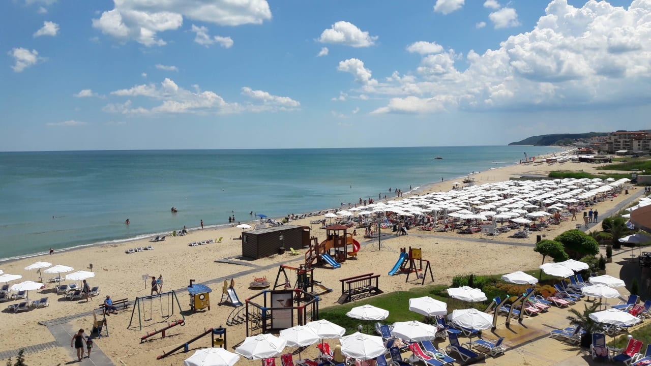 Meeresblick vom Bolkan Sol Luna Bay