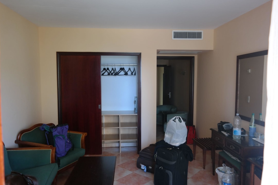 Zimmer 1, Wohnzimmer Hotel Bella Playa & Spa