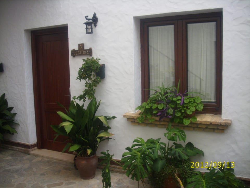 Eingang DZ Standard vom Innenhof Hotel Almadraba Conil