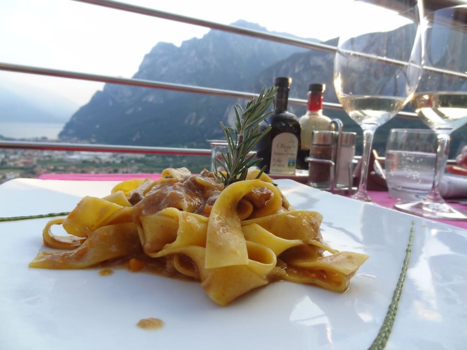 Bandnudeln mit Enteragout Hotel Agritur Acetaia Gourmet & Relax