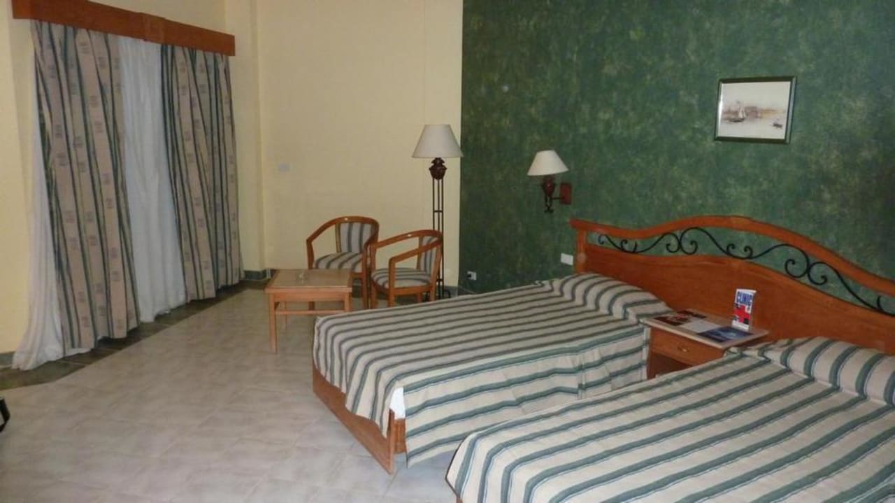 Zimmer Brayka Bay Resort