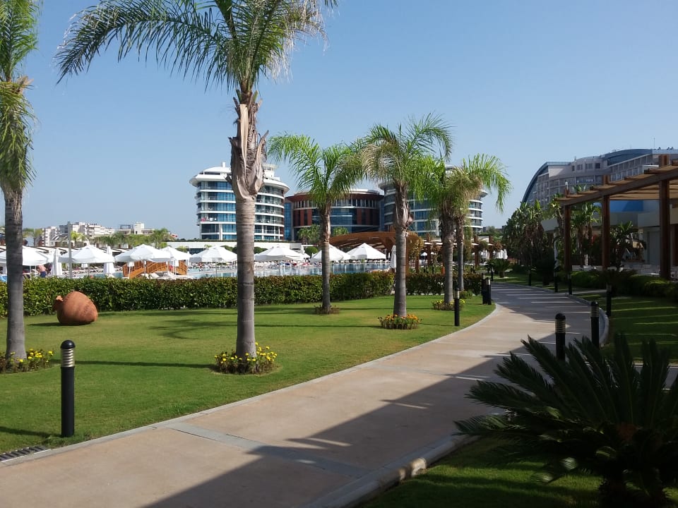 Gartenanlage Hotel Baia Lara
