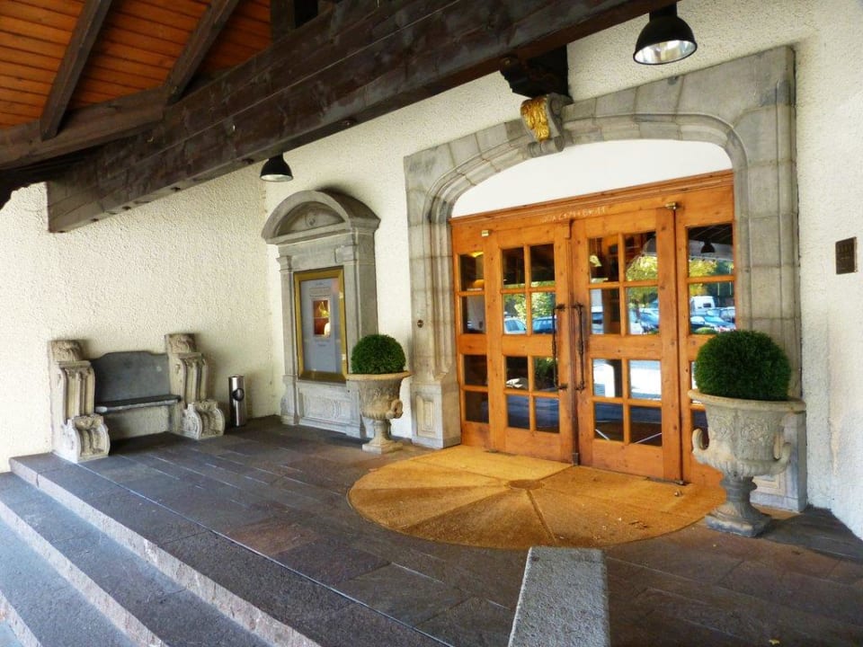 Eingang Parkhotel Oberstaufen
