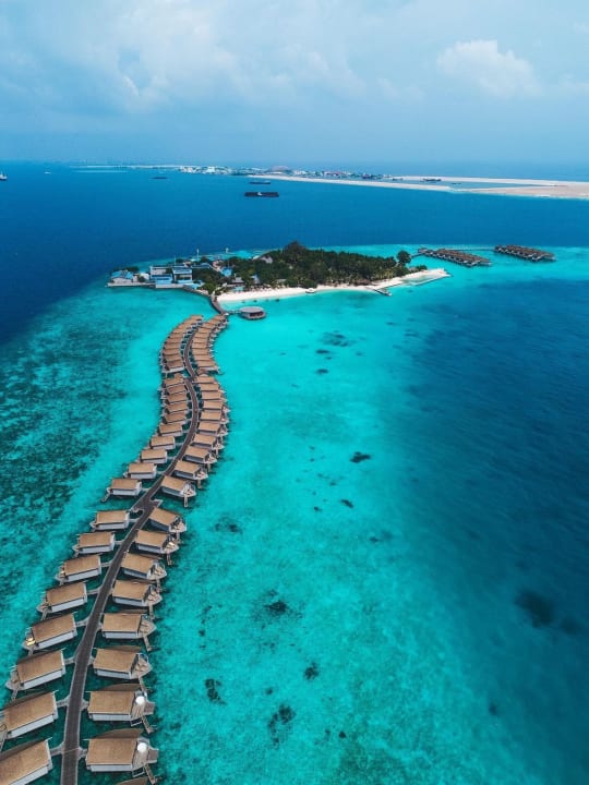 Außenansicht Centara Ras Fushi Resort & Spa Maldives