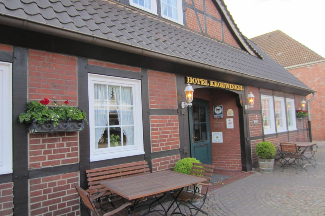 Blick auf den Eingang Hotel Krohwinkel