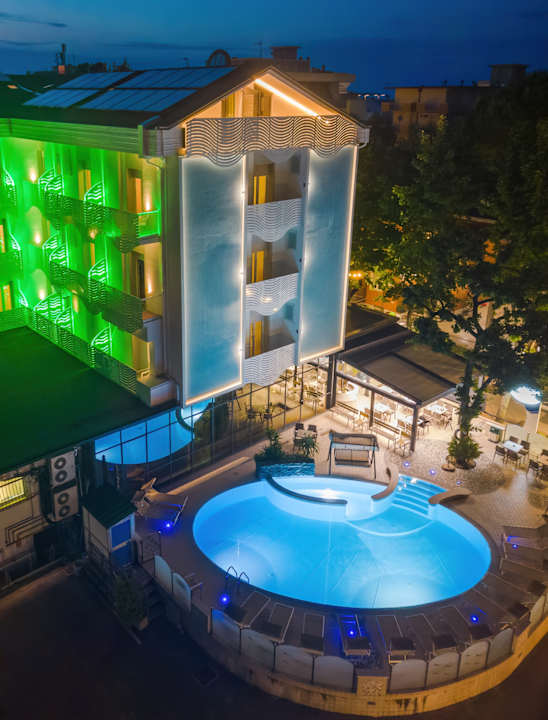 Außenansicht Hotel Acquamarina