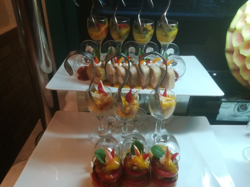 Gastro Moreno Horizon Spa & Resort