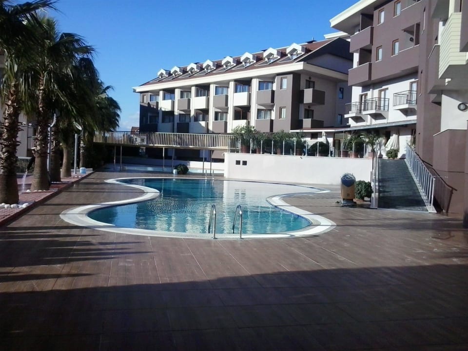 Der neue Pool Hane Family Resort