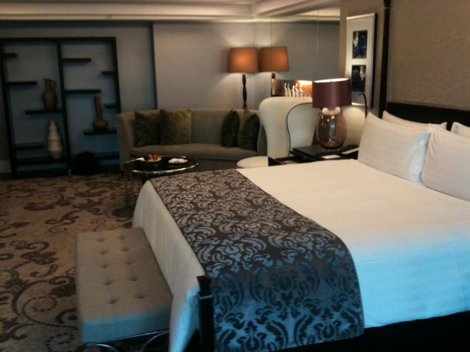 Grand Deluxe Zimmer Kempinski Hotel Indonesia