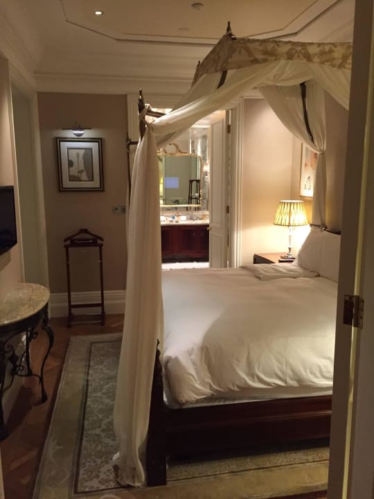 Schlafzimmer Hotel Waldorf Astoria Shanghai on the Bund