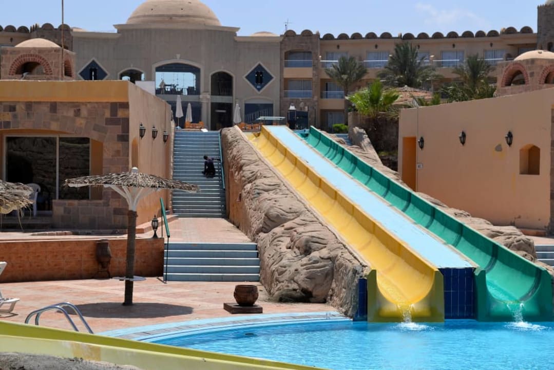 Zjeżdżalnie Utopia Beach Club