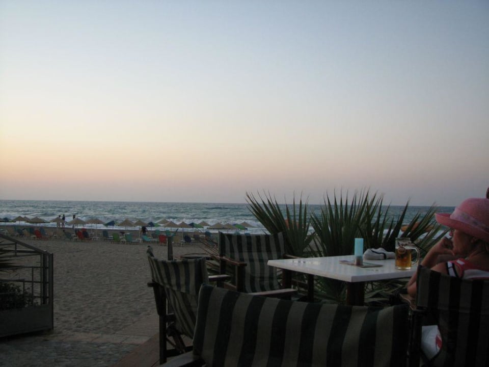 Widok z hotelowego baru Dimitrios Village Beach Resort