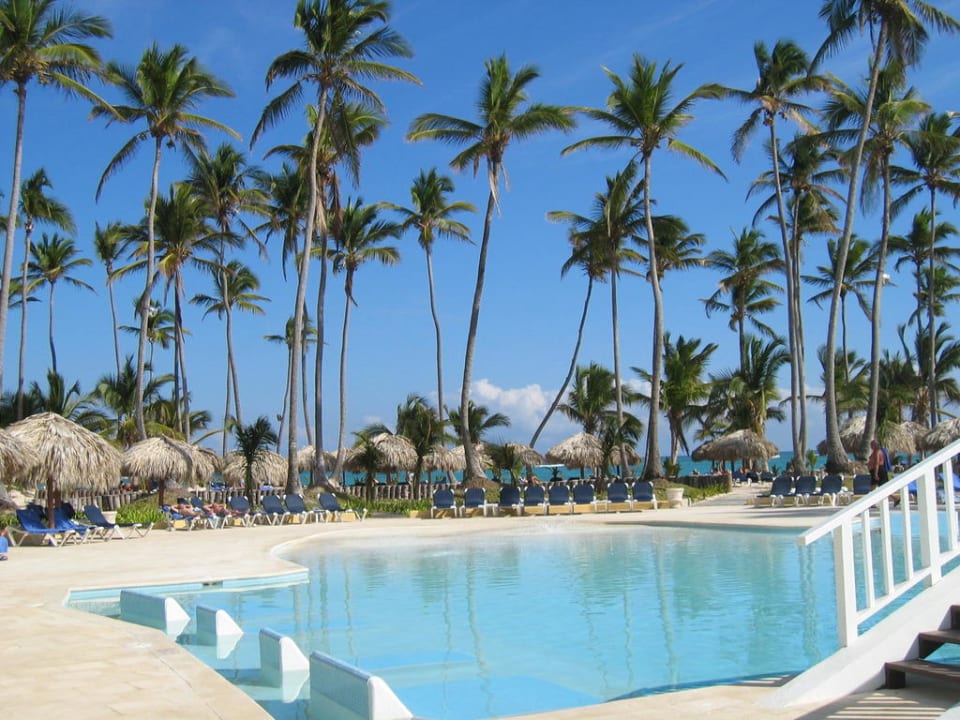 Pool Grand Palladium Select Bávaro Resort & Spa