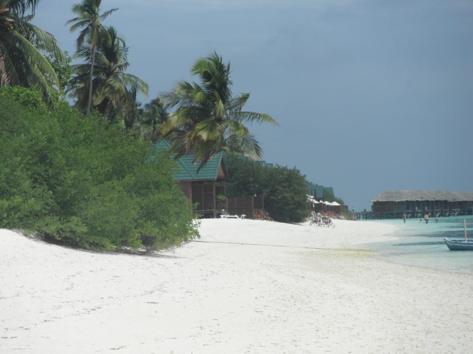 Sicht auf den Bungi 503 Meeru Maldives Resort Island