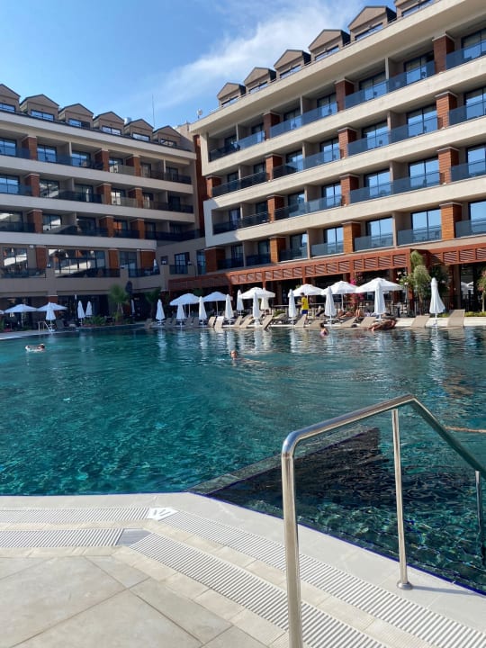 Außenansicht Aletris Deluxe Hotel & Spa