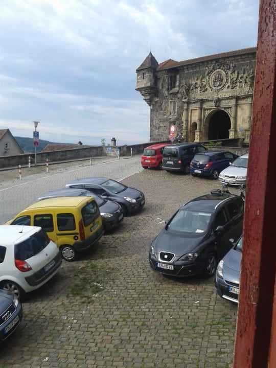 Blick vom zimmer aufs schloss Hotel Am Schloss