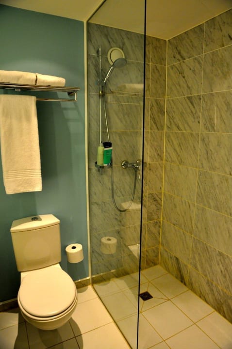 Club Room with view - Toilet Hotel Sheraton Stockholm