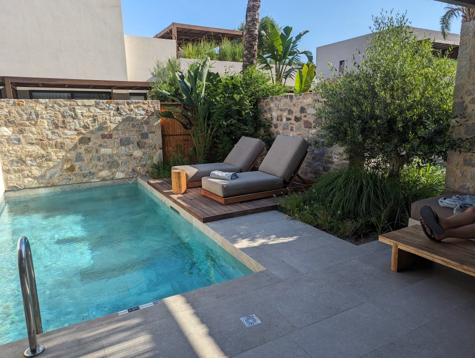 Zimmer Theros All Suite Hotel - Adults Only