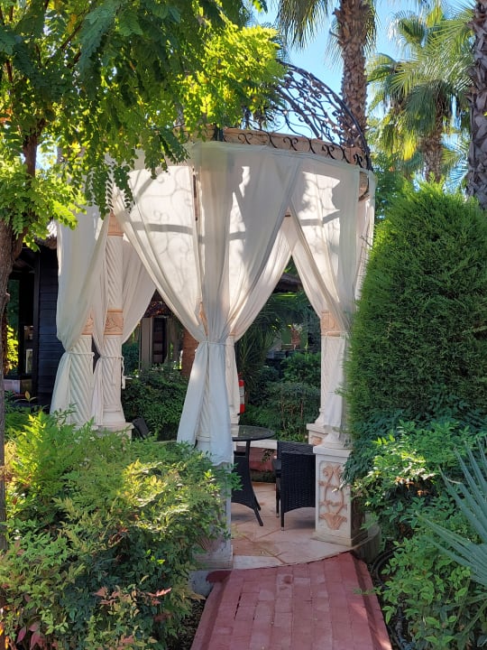 Gartenanlage Hotel Delphin Palace