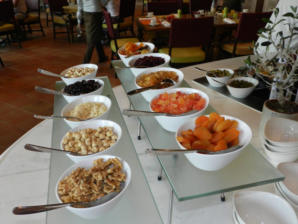 Frühstücksbüffet Ajman Saray, a Luxury Collection Resort