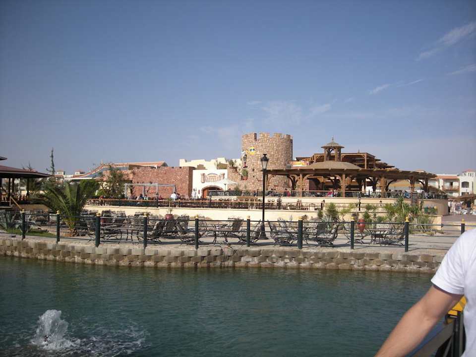 Территория отеля, бар Pickalbatros Dana Beach Resort - Hurghada