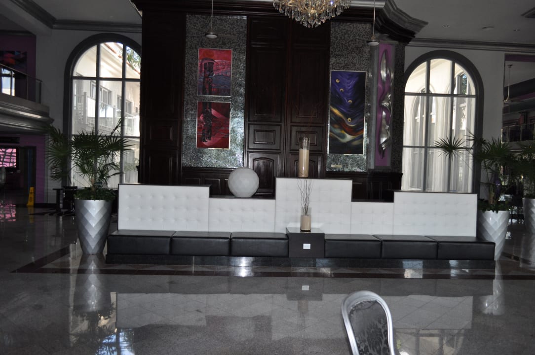 Hoteleingang Hotel Riu Palace Mexico